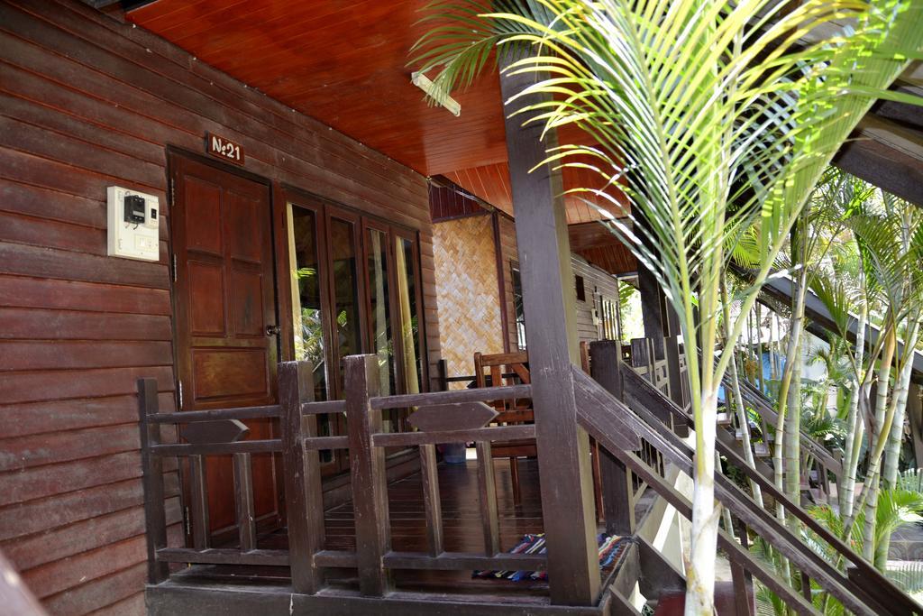 Hotel Vilayvong Vang Vieng Exterior photo