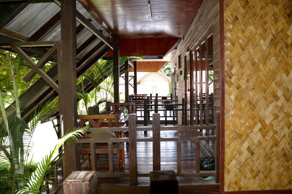 Hotel Vilayvong Vang Vieng Exterior photo