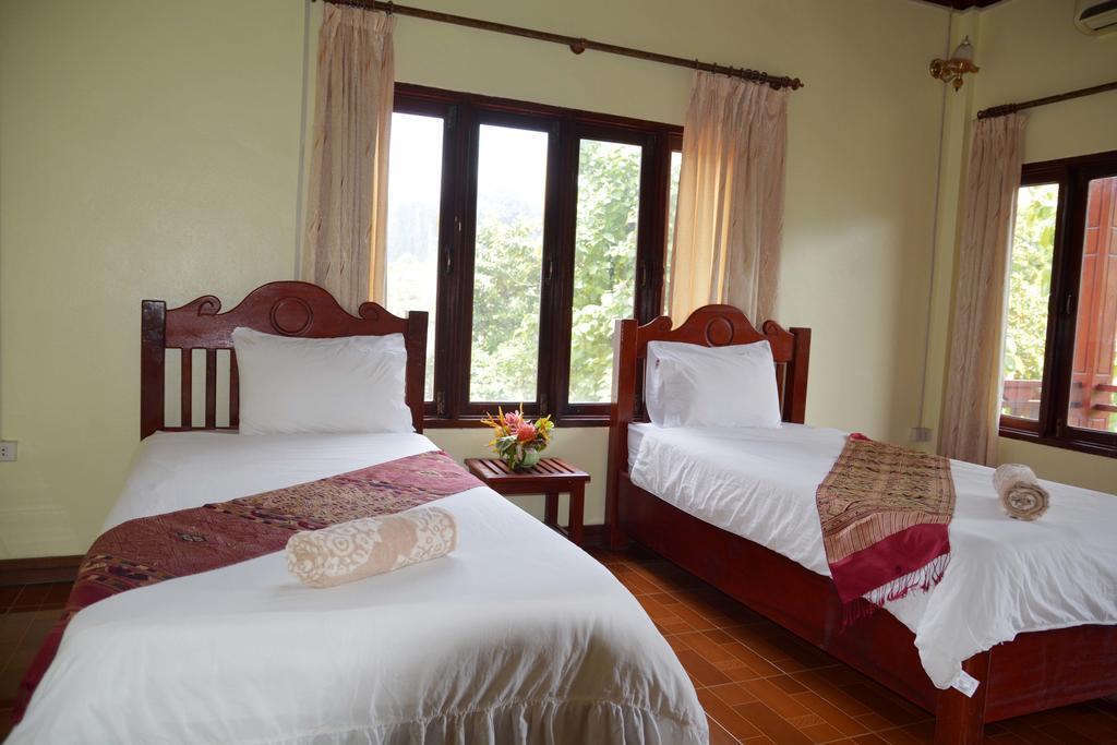 Hotel Vilayvong Vang Vieng Exterior photo
