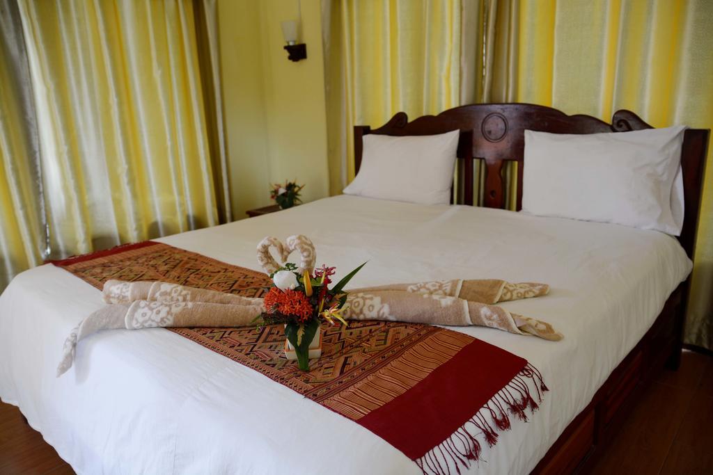 Hotel Vilayvong Vang Vieng Exterior photo
