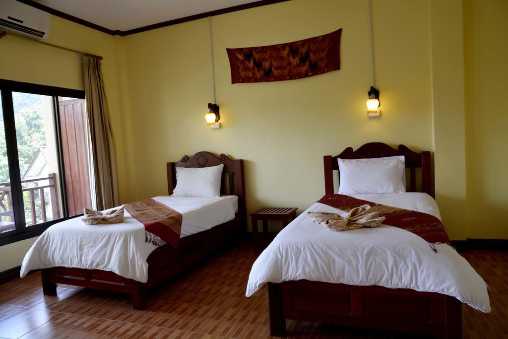 Hotel Vilayvong Vang Vieng Exterior photo