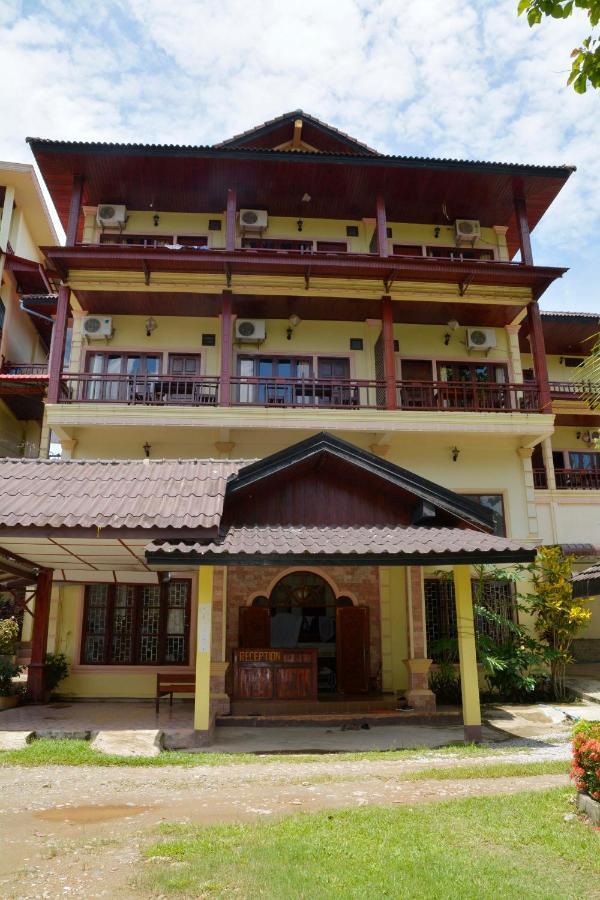 Hotel Vilayvong Vang Vieng Exterior photo